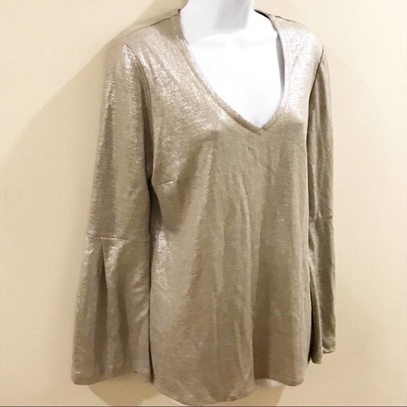 DREW Shay Linen Top in Metallic Gold Small - Picture 3 of 12